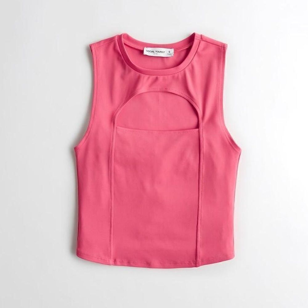 NWT Social Tourist Hollister co pink cut out crop tank size XS